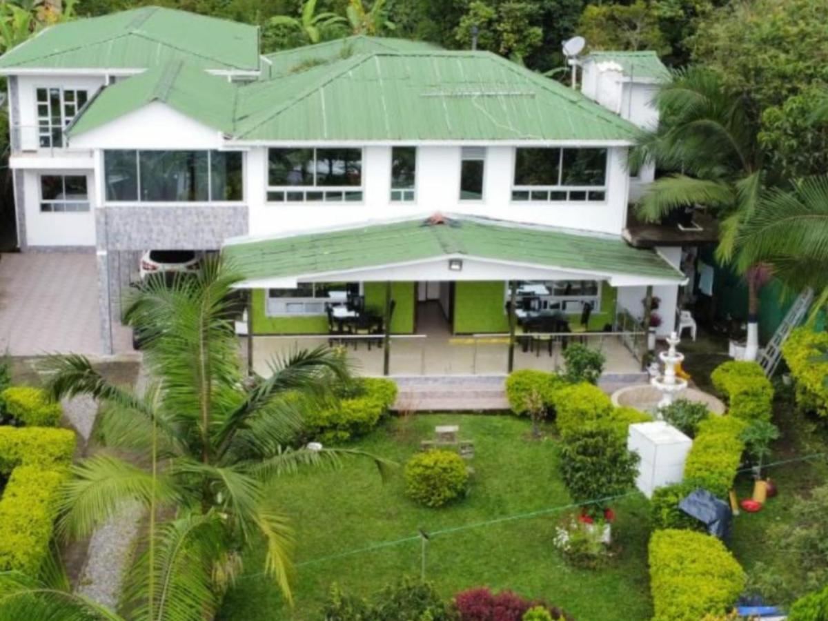 Habitacion Privada En Finca Turistica Hualcala ลาเมซา ภายนอก รูปภาพ