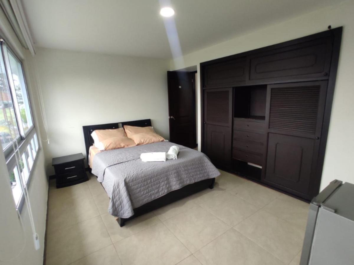 Habitacion Privada En Finca Turistica Hualcala ลาเมซา ภายนอก รูปภาพ